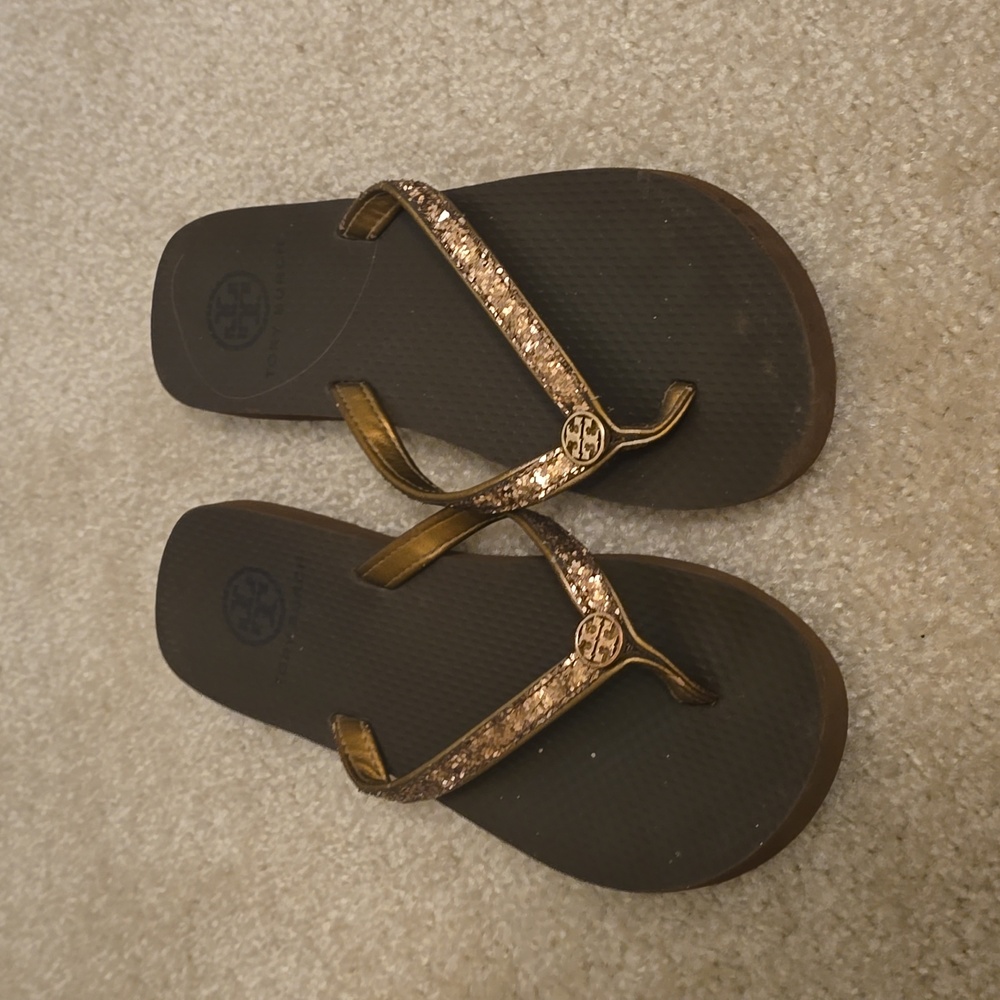Tory burch glitter thong sandals